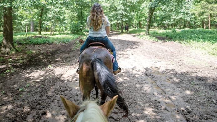 Horseback riding in Beavers Bend State Park