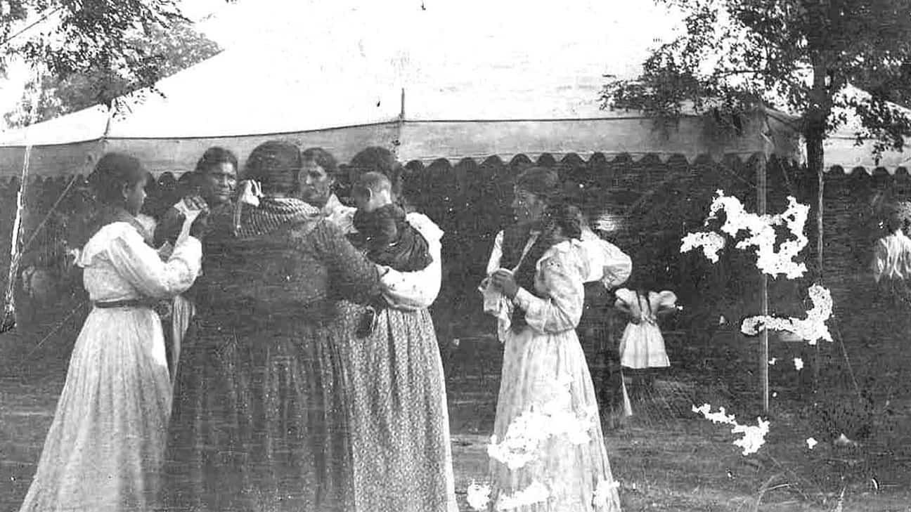 Choctaw women at a camp meeting circa 1907